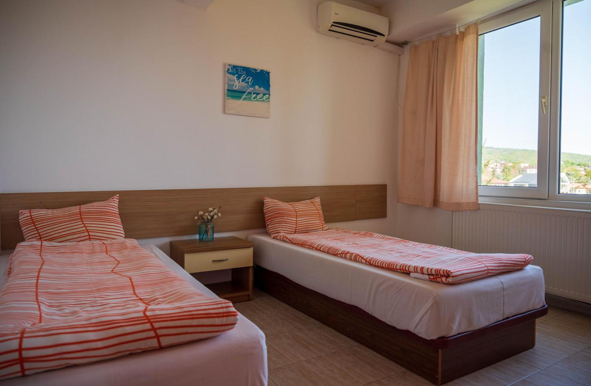 Perla Aparthotel Golden Sands Luaran gambar