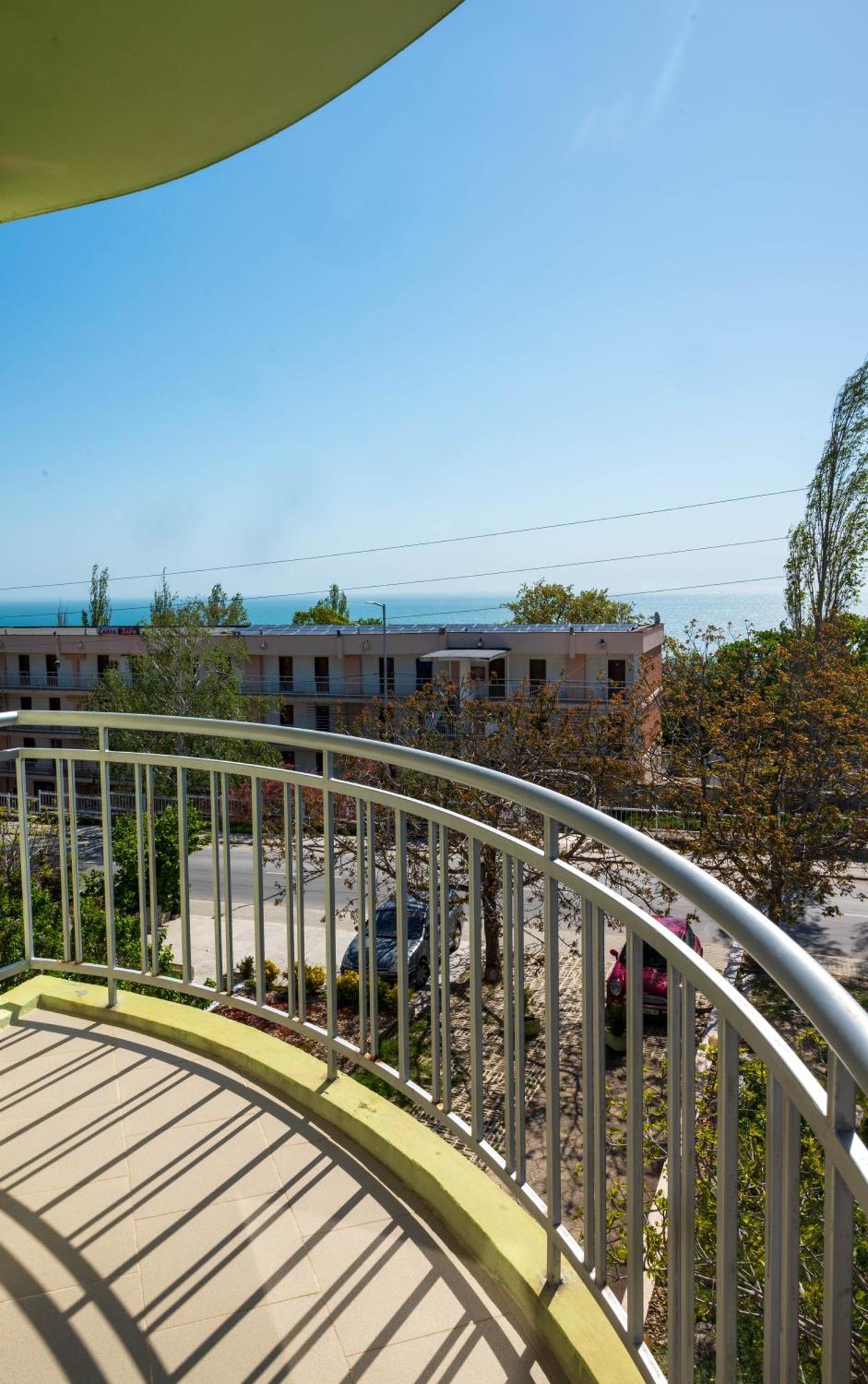 Perla Aparthotel Golden Sands Luaran gambar