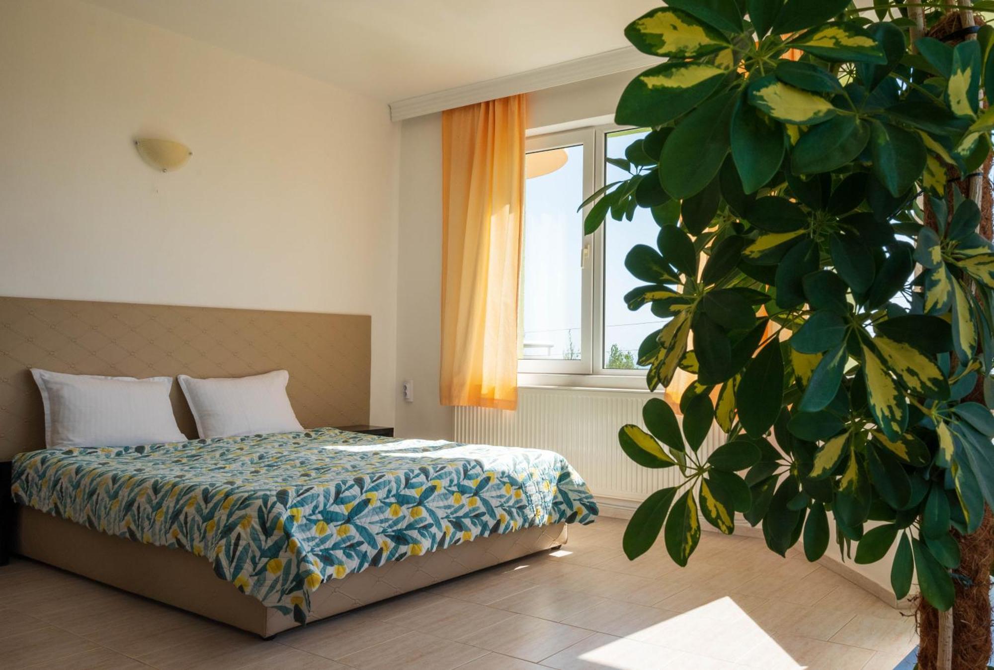 Perla Aparthotel Golden Sands Luaran gambar