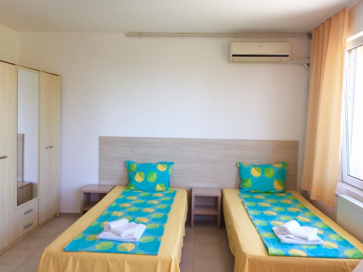 Perla Aparthotel Golden Sands Luaran gambar